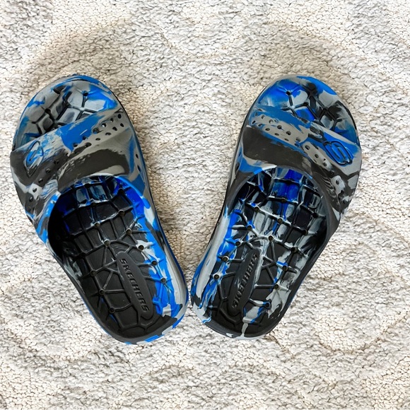 Skechers Foamies Hogan Slide Sandal - Picture 8 of 8